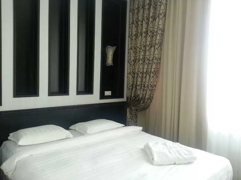 Royal Petrol Hotel Almaty