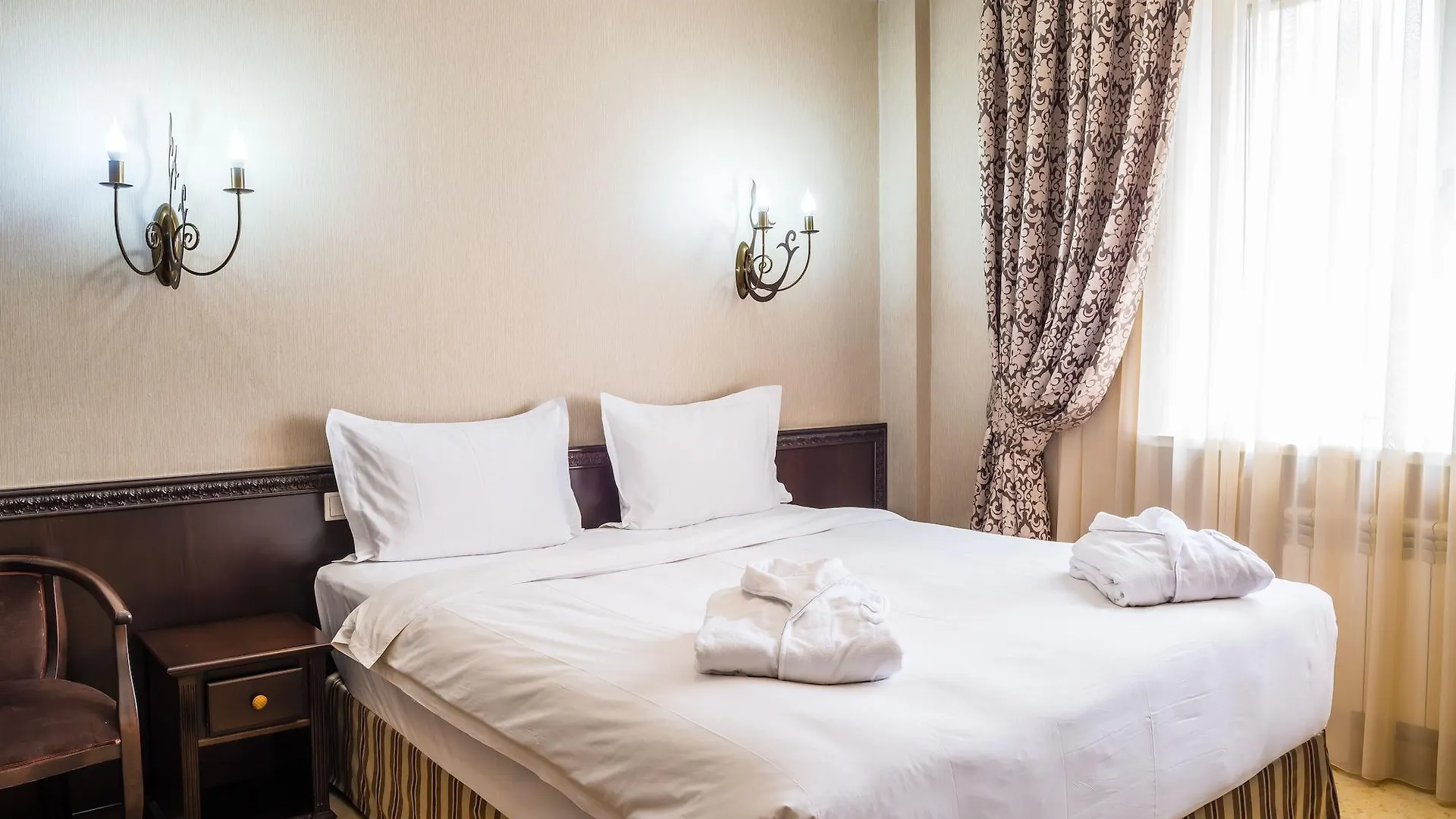 Royal Petrol Hotel Almaty