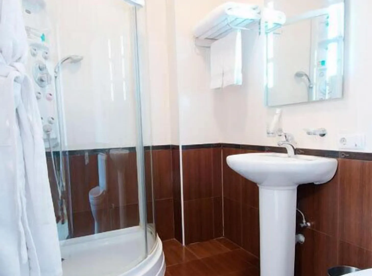 Royal Petrol Hotel Almaty