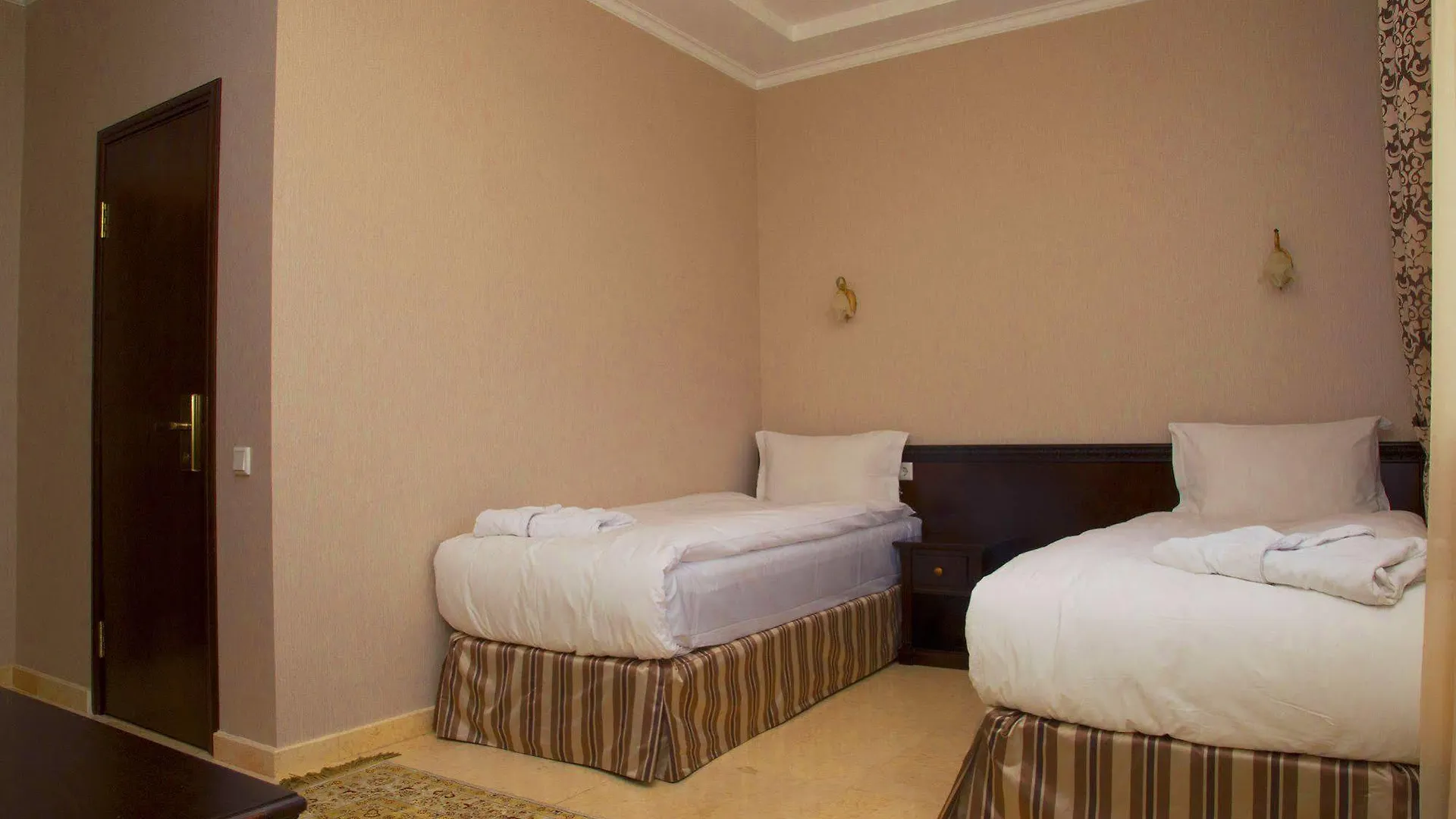 Royal Petrol Hotel Almaty